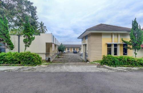 Ambarawa Hotel | OYO Life 90159 Puri Asoka Guest House