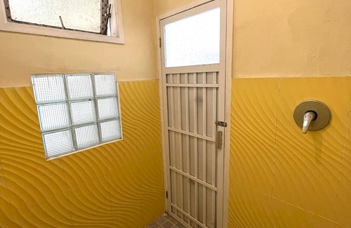 Pasuruan Hotel | OYO LIFE 92844 Penginapan Cibodas