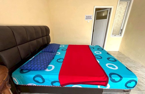 Pasuruan Hotel | OYO LIFE 92844 Penginapan Cibodas