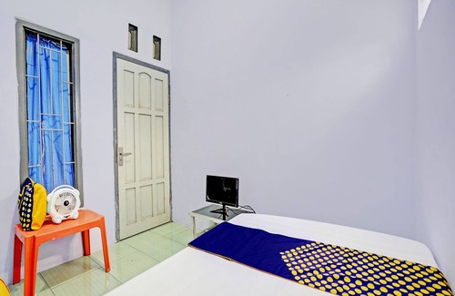 Banyuwangi Hotel | OYO Life 92937 Kost Putri Sarkara Syariah