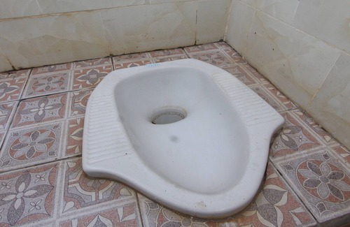 Tanjung Hotel | OYO Life 93125 Kos Bale Lumbung Syariah