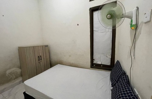 Lamongan Hotel | OYO Life 93147 Rumah Kos Shilah Habib Syariah