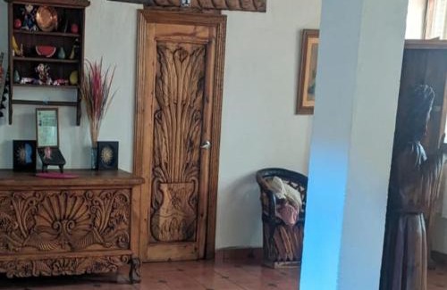 Tzintzuntzan Hotel | OYO Los Alcatraces