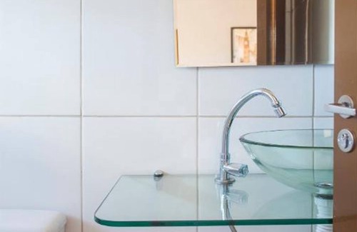 Centro Hotel | OYO M&J Hotel