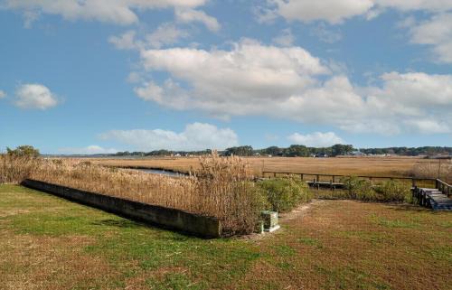 Deep Hole House | Oyster Bay Hideaway