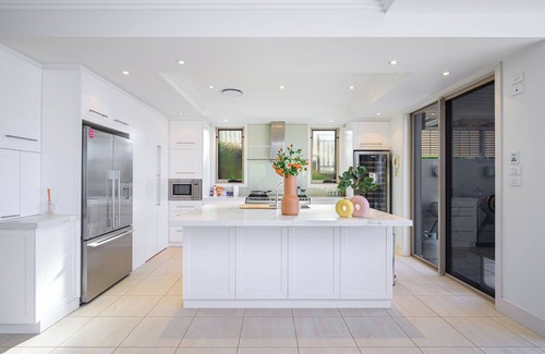Oyster Bay House | Oyster Bay · Luxury House Pier & Seaview
