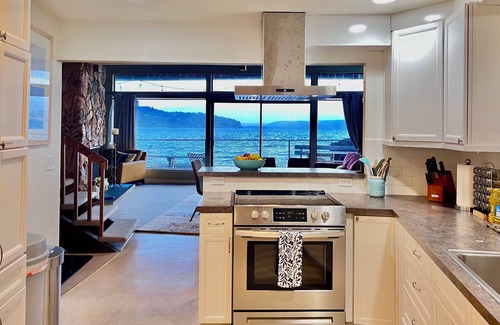 Mason County House | Oyster Paradise Beach House in Tahuya, Hood Canal