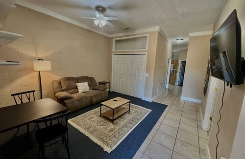 Piedmont Apartment | Ozark Getaway on 240 acres