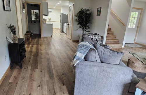 Marble Falls House | Ozark Serenity Lodge