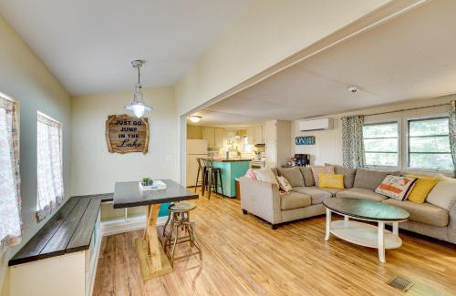 Lost Bridge Village House | Ozarks Family Retreat with Beaver Lake Access!