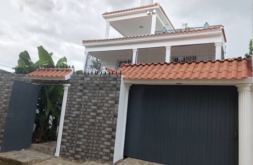 Mendoza House | Ozuna House