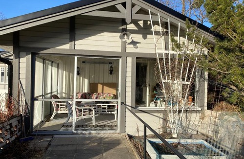 Vasteras House | Pärla med egen brygga