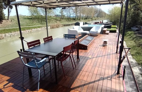 Pennautier Boat Rental | Péniche Mirage, Guest room