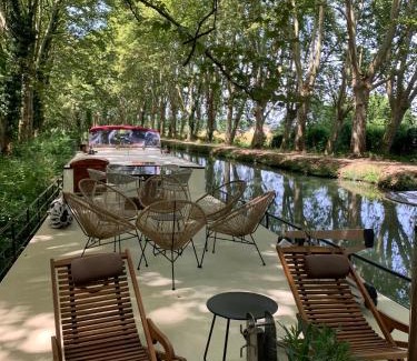 Le Mas-dAgenais Boat Rental | Péniche Wakaï - Chambres d'hôtes