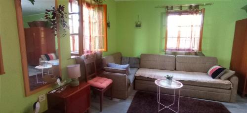 Hosszuvolgy House | Póni Kuckó Vendégház és Minifarm