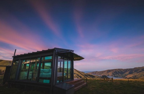 Christchurch District Villa | Pōhue PurePod