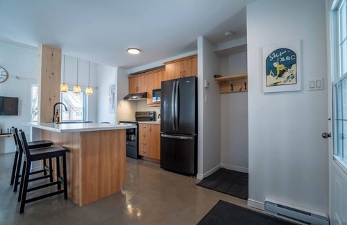 Beaupre Apartment | P-161: 2-bedroom mezzanine condo
