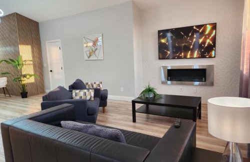 Las Vegas Apartment | P-Chic Scandinavian Escape, Near Strip & Downtown