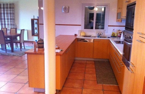 Ponta Delgada House | P Delgada 3-Bed House, Sleeps 6, Parking & SeaView