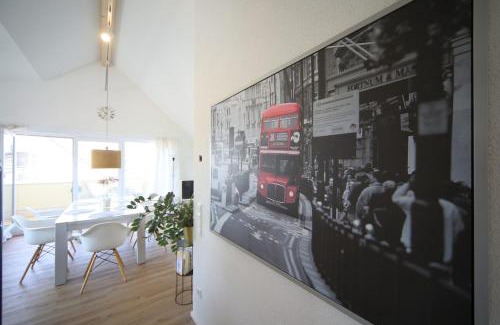 Bad Waldsee Apartment | P-Hosting Kitten Manor