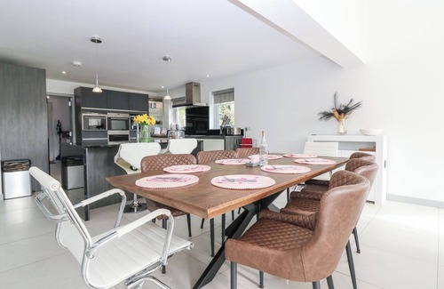 Banff Cottage | P'LACE OF GLASSAUGH, family friendly, with open fire in Portsoy