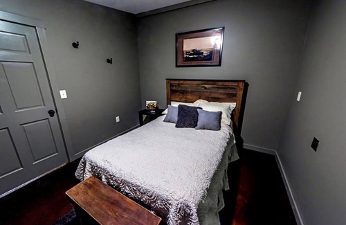 Ludington Cabin | P. M Lake Lodge is a unique lodging experience for groups visiting Ludington, Mi