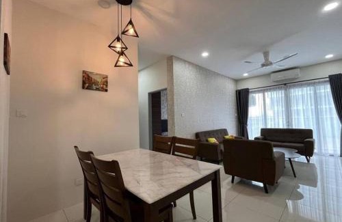 Kuching Apartment | P Residence G.L Home Stay