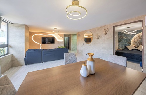 Astorga Apartment | p12, 3 bedroom apartment, one block from lleras park p12 in medellin