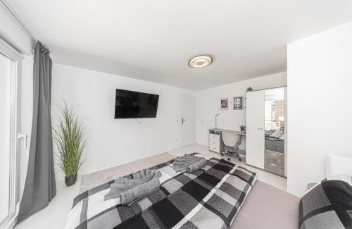 Freiimfelde - Kanenaer Weg Apartment | P3 Premium-Lounge, 5 Zimmer, 140 qm, Parkplatz