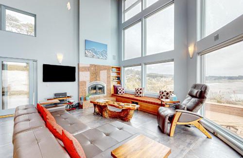Gualala House | Pacific Bliss Haven