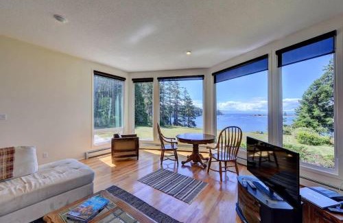 East Sooke House | Pacific Coast Beach House