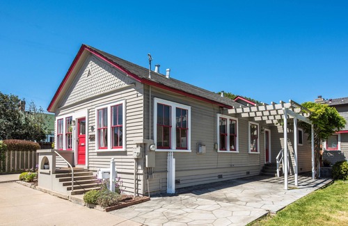 Pacific Grove House | Pacific Grove Willis House, Walk to Town and Beach