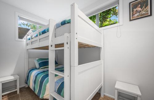 Army Bay Apartment | Pacific Ocean Breezes