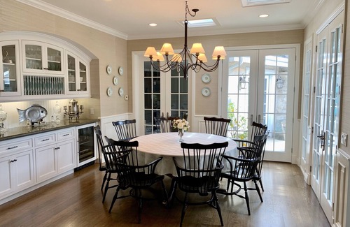 Pacific Palisades House | PACIFIC PALISADES LUXURY HOME with Pool&Spa! Walk to park, village & beach!