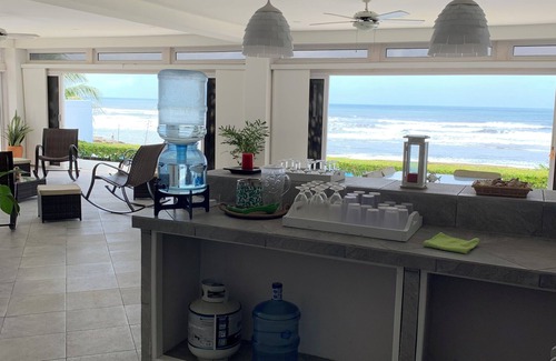 San Rafael del Sur House | Pacific Paradise in front of Las Cortinas de Pochomil!