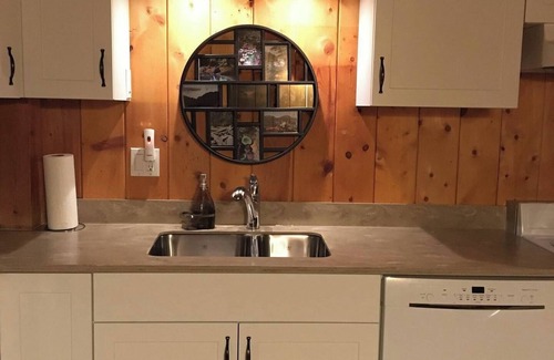 Ucluelet Cabin | Pacific Rim Cabin Cozy waterfront cedar cabin with hot tub. Pet friendly!