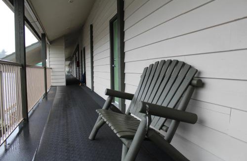 Ucluelet Hotel | Pacific Rim Motel