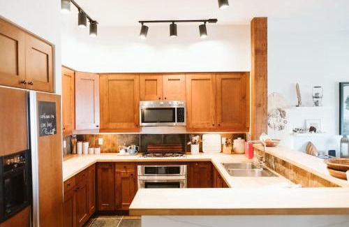 Ucluelet Apartment | Pacific Soul Eco-Luxe Vacation Home