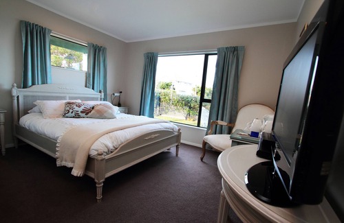 Wellington Bed & Breakfast | Pacific View Bed and Breakfast