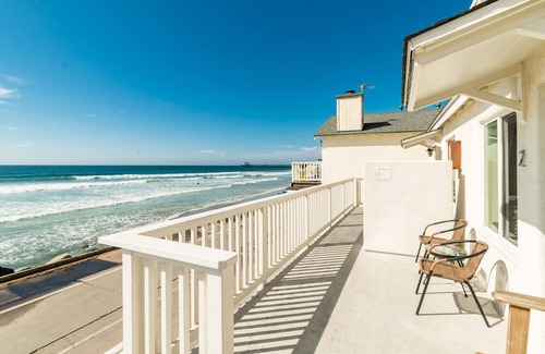 Oceanside Condo | Pacific Villas - Unit 2