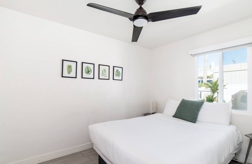 Oceanside Condo | Pacific Villas - Unit 4