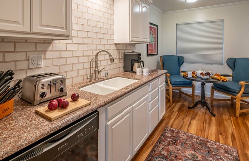 East Mesa Apartment | Pacifica - Breathe in the Santa Barbara Sea Air