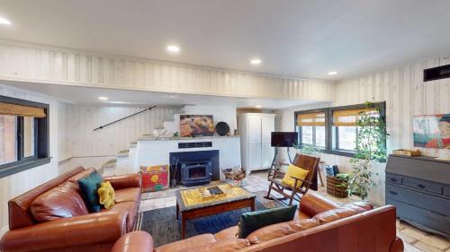Moab House | Pack Creek ~ Meadow House