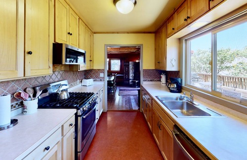 Spanish Valley Cabin | Pack Creek ~ Ranch House | 3 Bed, 2.5 Bath