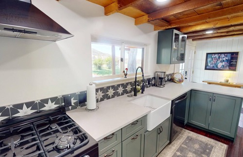 Spanish Valley Cabin | Pack Creek ~ Road House | 2 Bed, 2 Bath