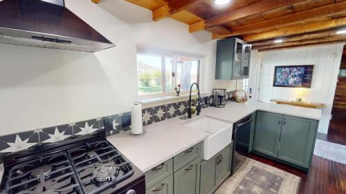 Spanish Valley House | Pack Creek ~ Road House