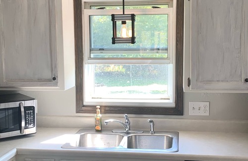 Ashwaubenon House | Packerland 2: Perfectly located Green Bay Home, Minutes from Lambeau and Airport