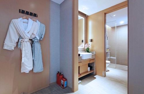 Panyu Hotel | Paco Hotel Guangzhou South Railway Station Panyu Changlong Branch