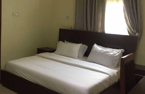 Calabar Hotel | Paconsu Suites