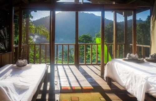 Bajo Tigre Hotel | Pacuare Outdoor Center